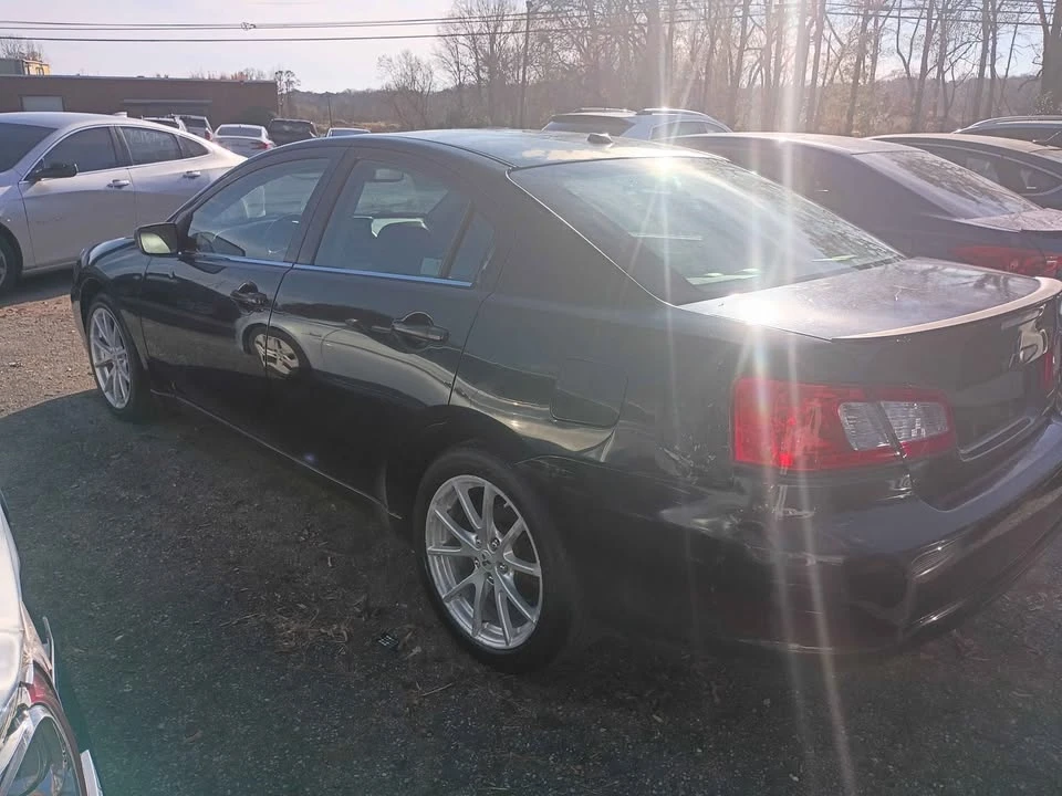 2013 Mitsubishi Galant - Image 3 of 11