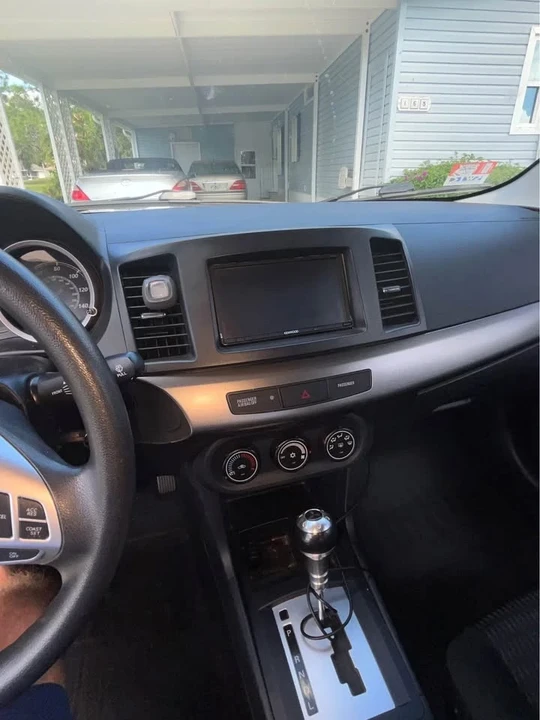 2013 Mitsubishi Lancer 10th Gen - Image 4 of 10