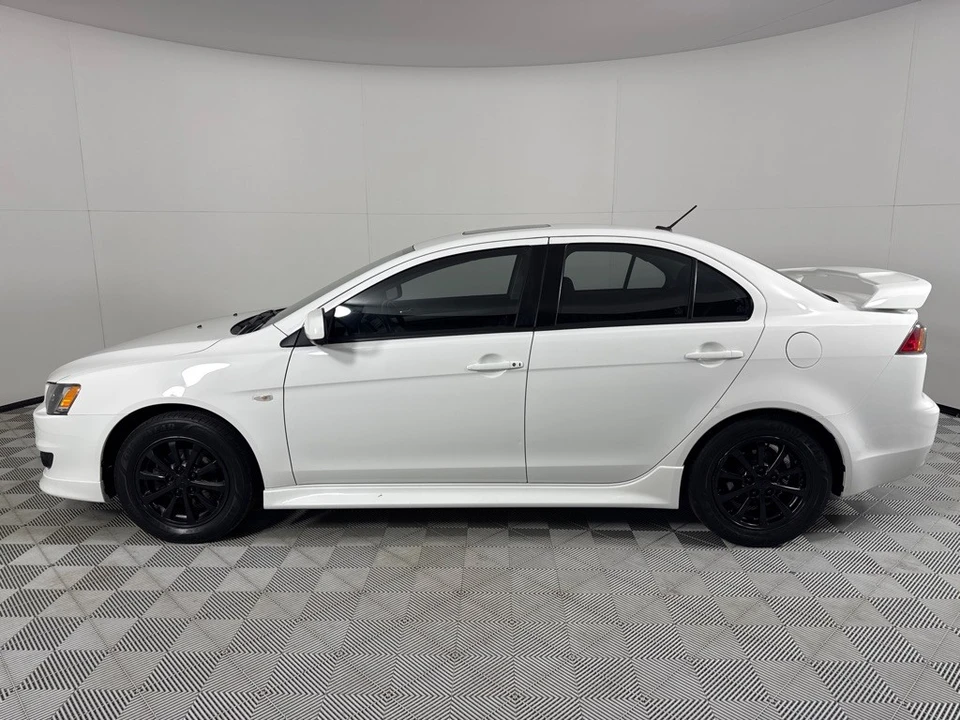 2013 Mitsubishi Lancer 10th Gen - Image 9 of 12