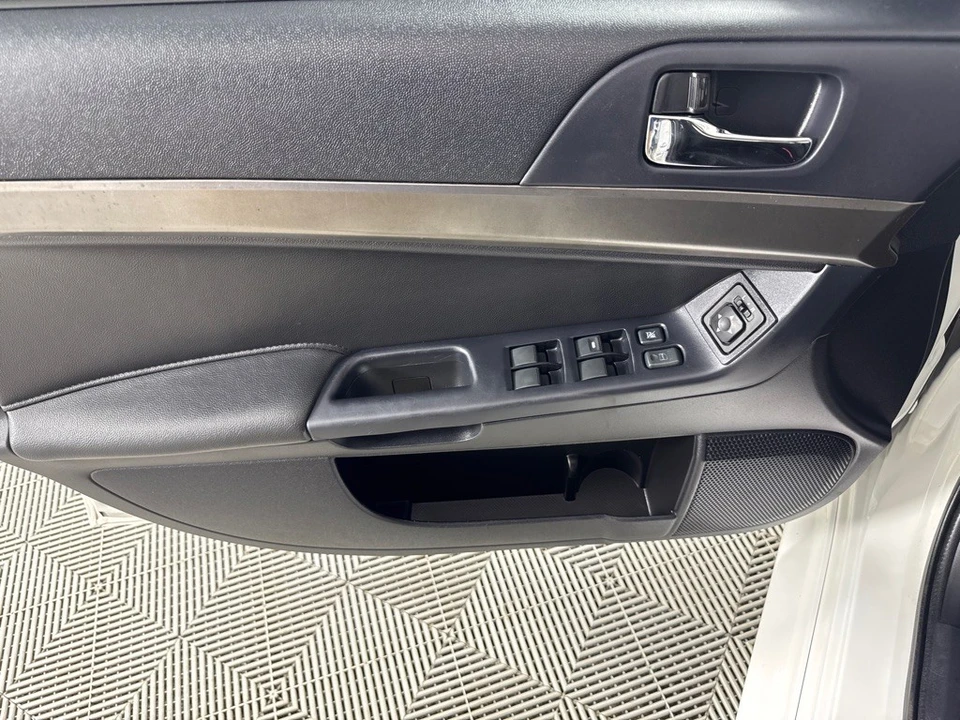 2013 Mitsubishi Lancer 10th Gen - Image 12 of 12