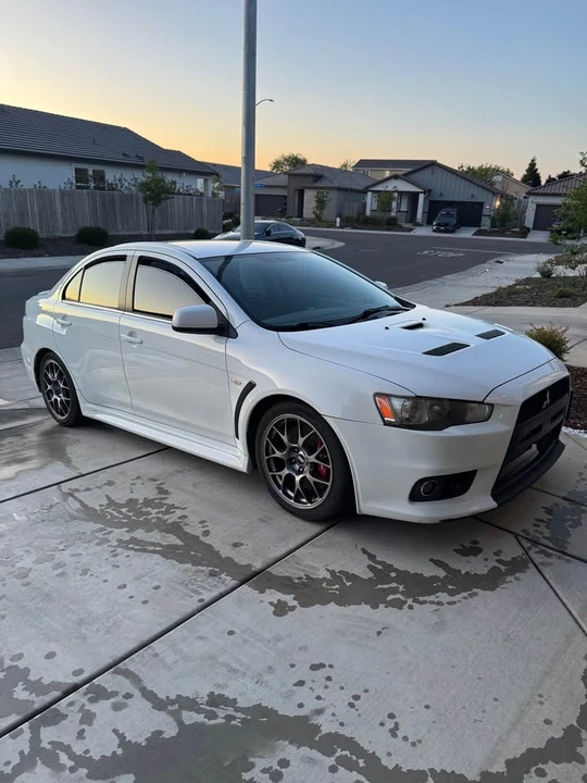2013 Mitsubishi Lancer Evolution X 9th Gen - Image 4 of 5