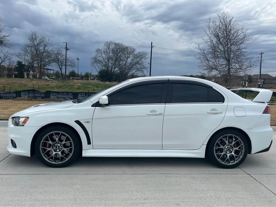 2013 Mitsubishi Lancer Evolution X 9th Gen - Image 2 of 10