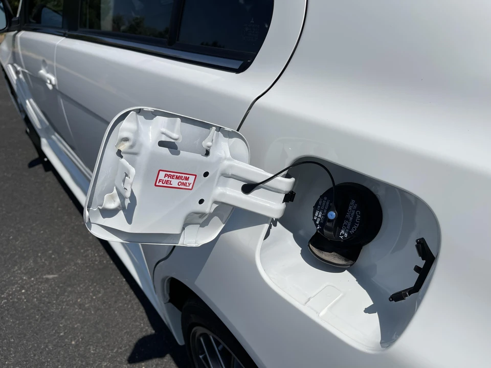 2013 Mitsubishi Lancer Evolution X 9th Gen - Image 19 of 31