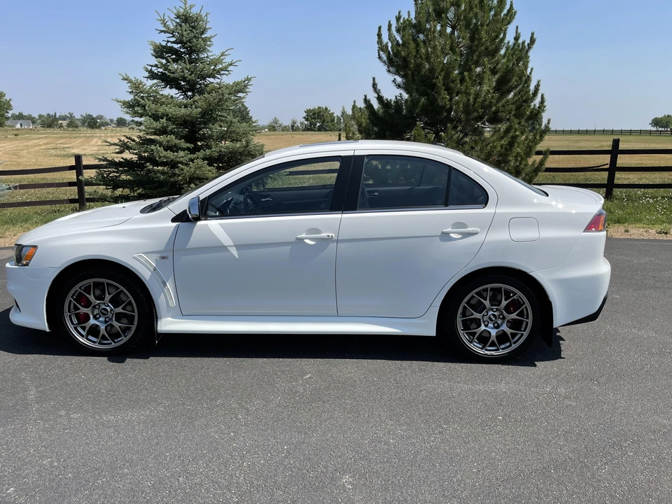 2013 Mitsubishi Lancer Evolution X 9th Gen - Image 10 of 31