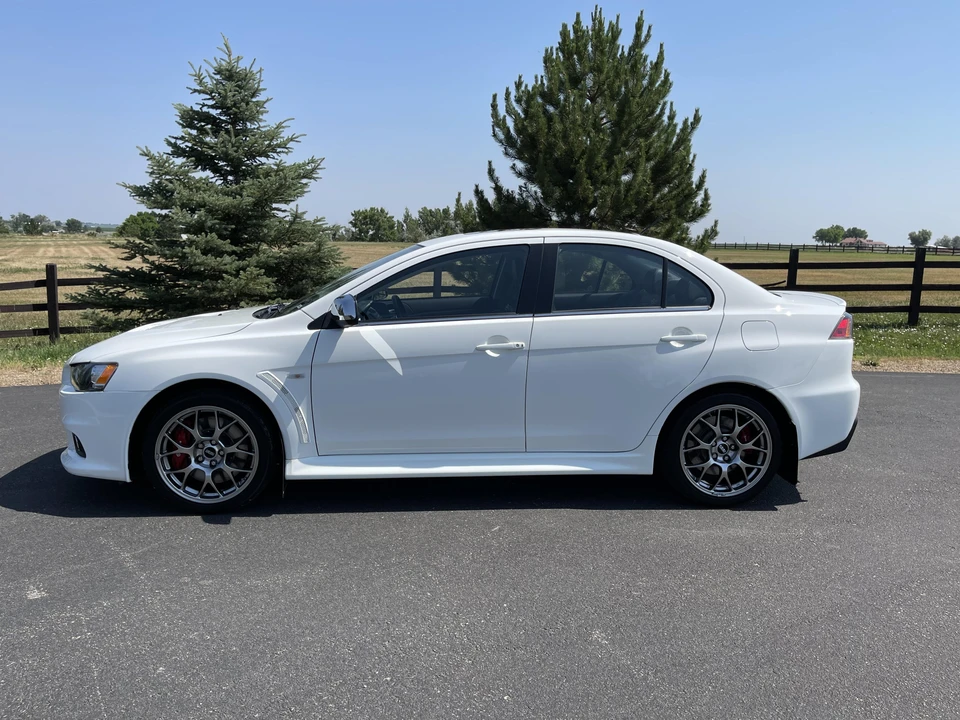 2013 Mitsubishi Lancer Evolution X 9th Gen - Image 9 of 31