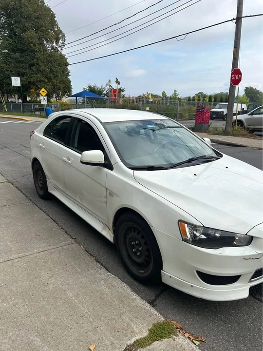2013 Mitsubishi Lancer 10th Gen - Image 9 of 9