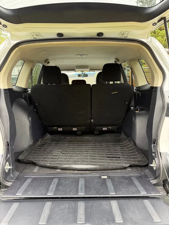 2013 Mitsubishi Outlander - Image 2 of 9