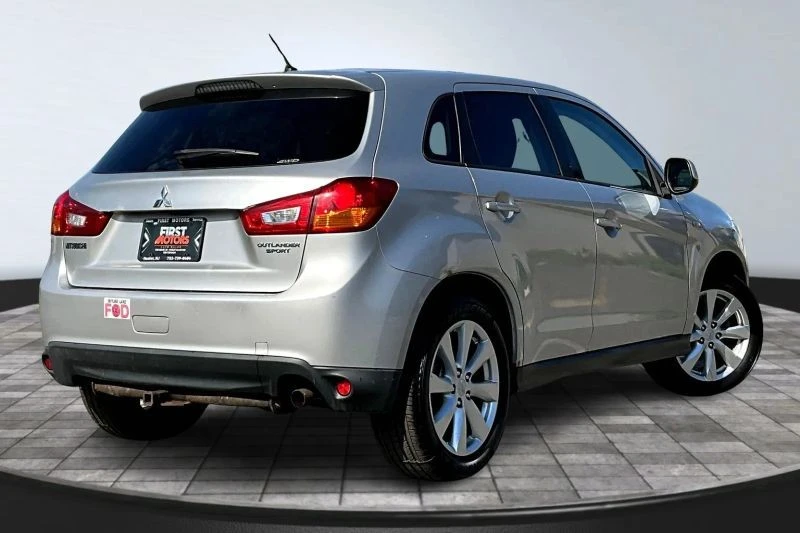 2013 Mitsubishi Outlander Sport - Image 5 of 12