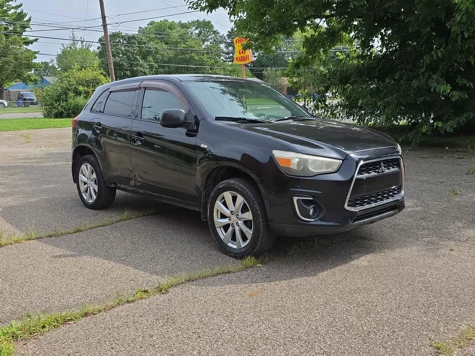 2013 Mitsubishi Outlander Sport - Image 12 of 13