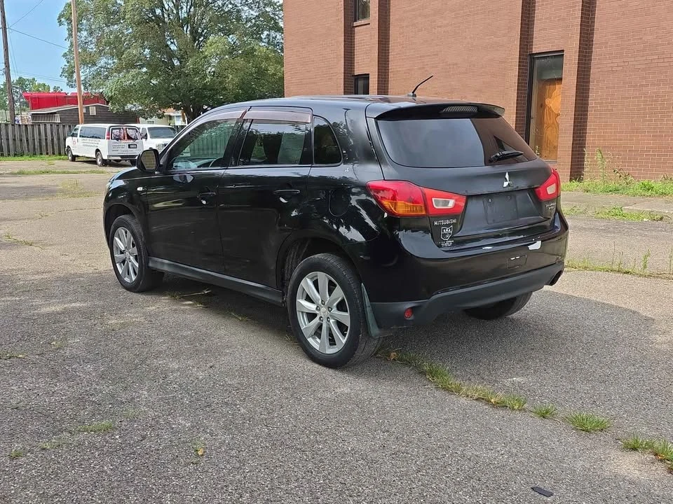 2013 Mitsubishi Outlander Sport - Image 3 of 13