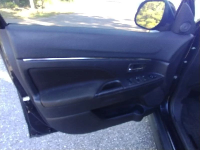 2013 Mitsubishi Outlander Sport - Image 11 of 18