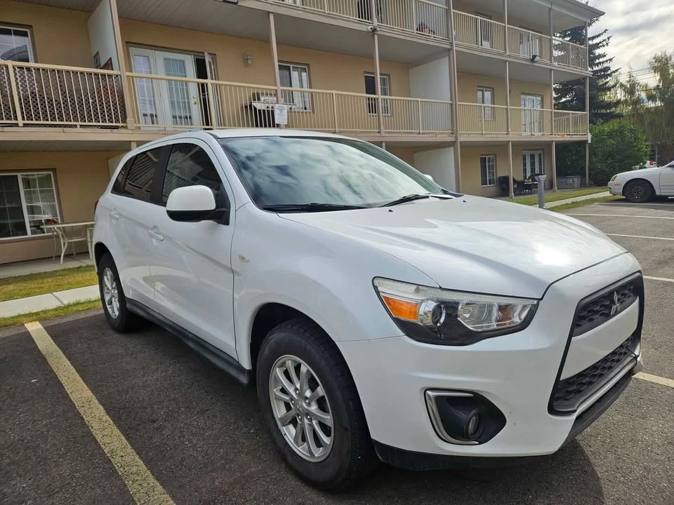 2013 Mitsubishi RVR - Image 10 of 10