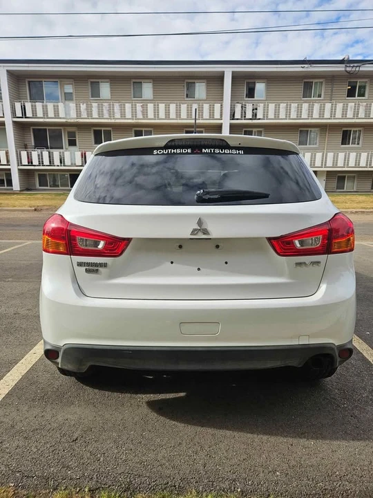 2013 Mitsubishi RVR - Image 7 of 10