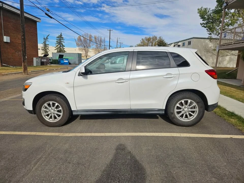2013 Mitsubishi RVR - Image 6 of 10