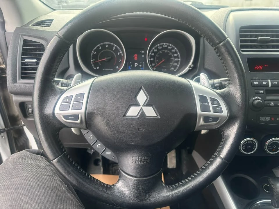 2013 Mitsubishi RVR - Image 12 of 12