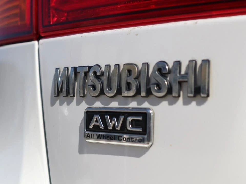2013 Mitsubishi RVR - Image 11 of 19