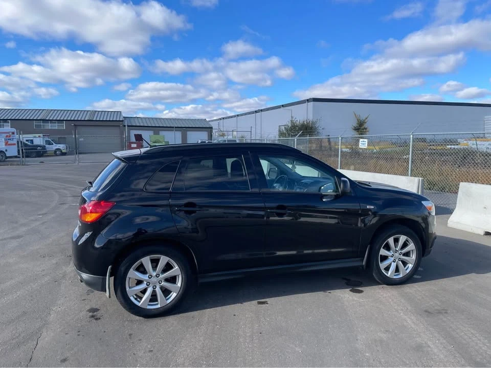 2013 Mitsubishi Outlander Sport - Image 2 of 9