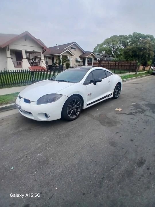 2013 Mitsubishi Eclipse 4th Gen - Image 3 of 5
