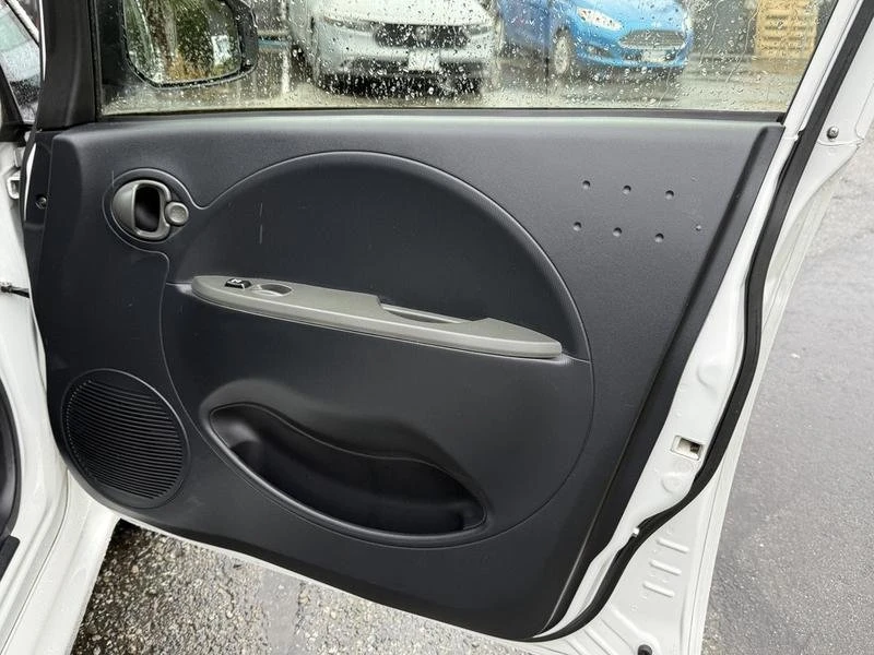2013 Mitsubishi i-MiEV - Image 10 of 20