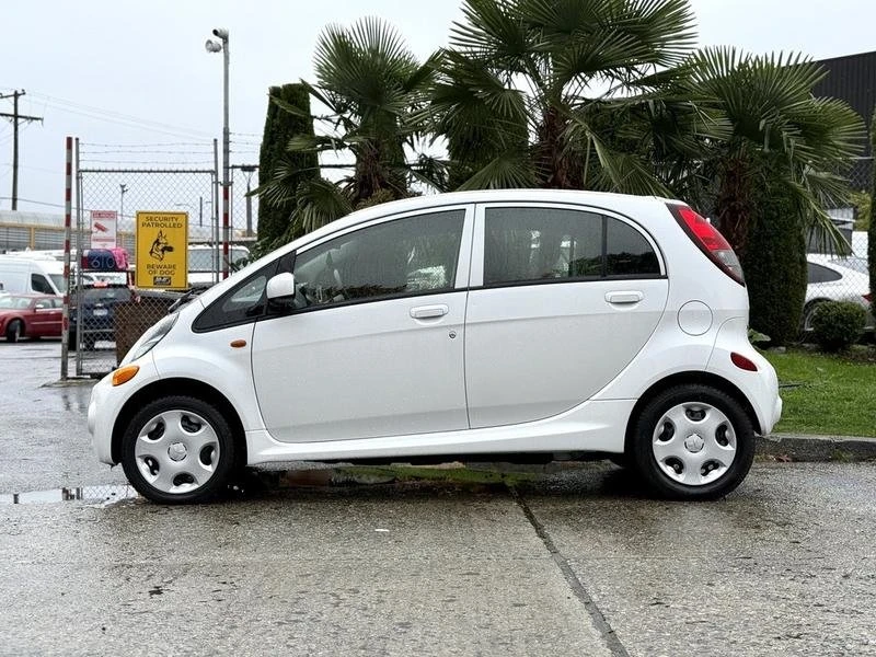 2013 Mitsubishi i-MiEV - Image 5 of 20