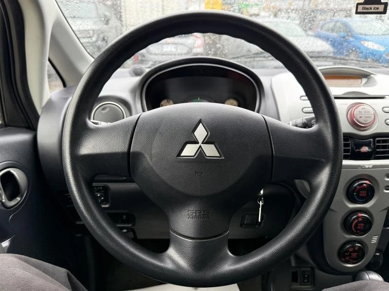 2013 Mitsubishi i-MiEV - Image 14 of 20