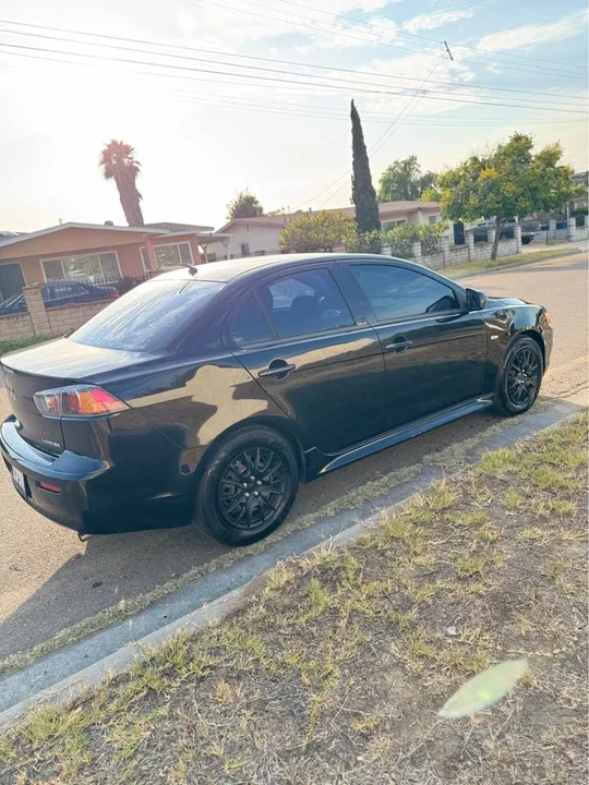 2013 Mitsubishi Lancer 10th Gen - Image 5 of 10
