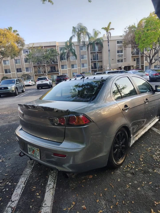 2013 Mitsubishi Lancer 9th Gen - Image 9 of 12