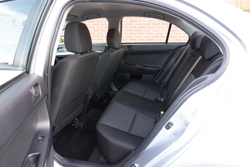 2013 Mitsubishi Lancer 8th Gen - Image 10 of 17