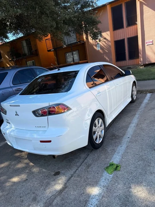 2013 Mitsubishi Lancer 9th Gen - Image 2 of 12