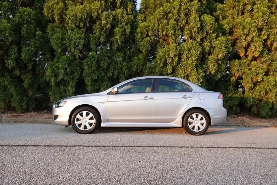 2013 Mitsubishi Lancer 10th Gen - Image 2 of 20