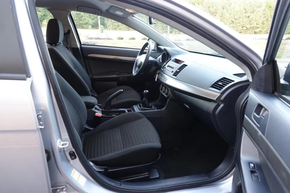 2013 Mitsubishi Lancer 10th Gen - Image 13 of 18