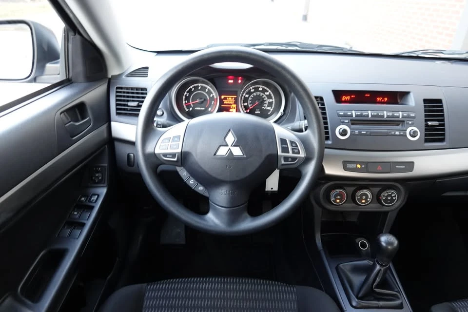 2013 Mitsubishi Lancer 10th Gen - Image 16 of 18