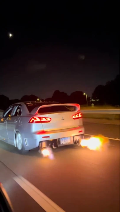 2013 Mitsubishi Lancer 9th Gen - Image 5 of 5