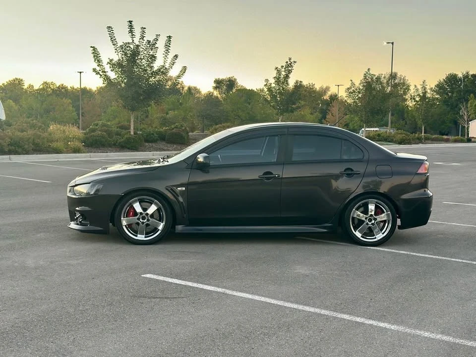 2013 Mitsubishi Lancer Evolution X 9th Gen - Image 2 of 17
