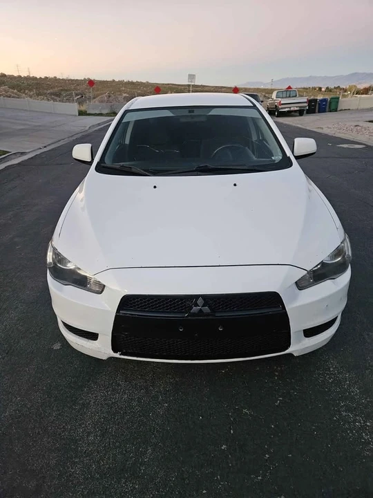 2013 Mitsubishi Lancer 10th Gen - Image 9 of 17