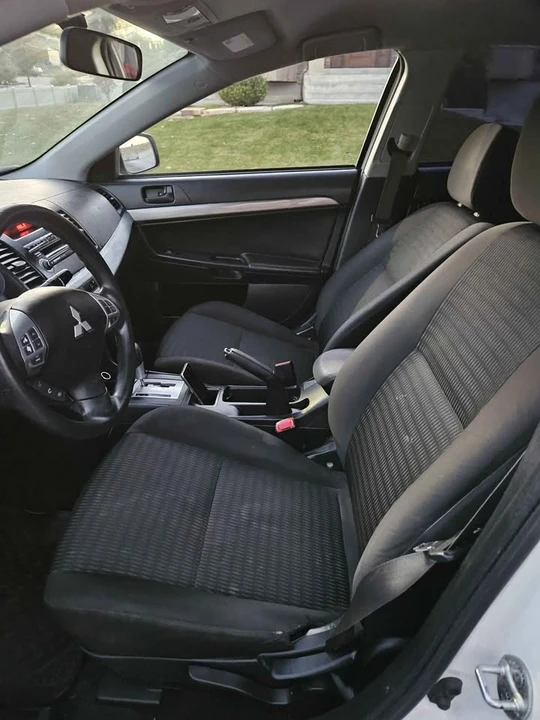 2013 Mitsubishi Lancer 10th Gen - Image 11 of 17