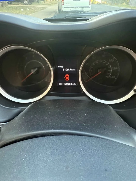 2013 Mitsubishi Lancer 10th Gen - Image 8 of 11