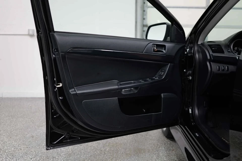 2013 Mitsubishi Lancer 9th Gen - Image 8 of 20