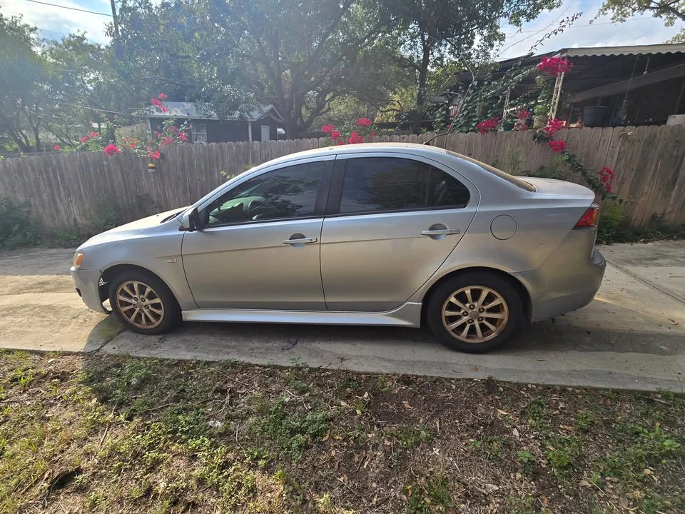 2013 Mitsubishi Lancer 10th Gen - Image 2 of 3