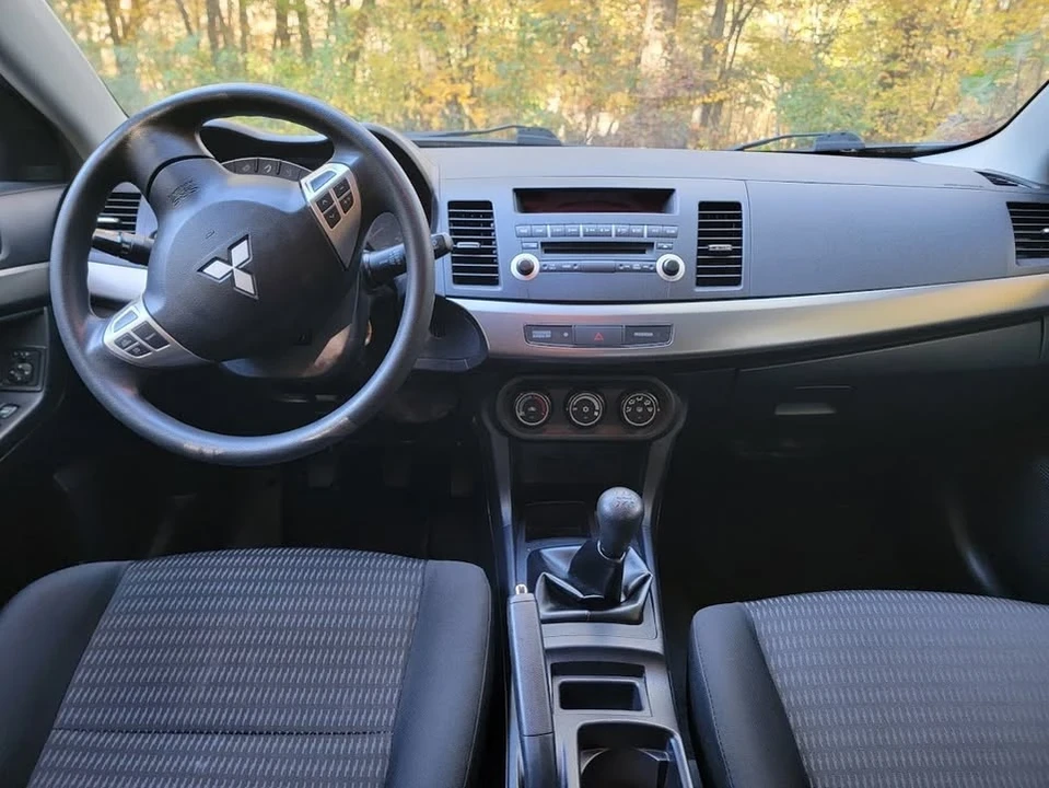 2013 Mitsubishi Lancer 10th Gen - Image 5 of 8