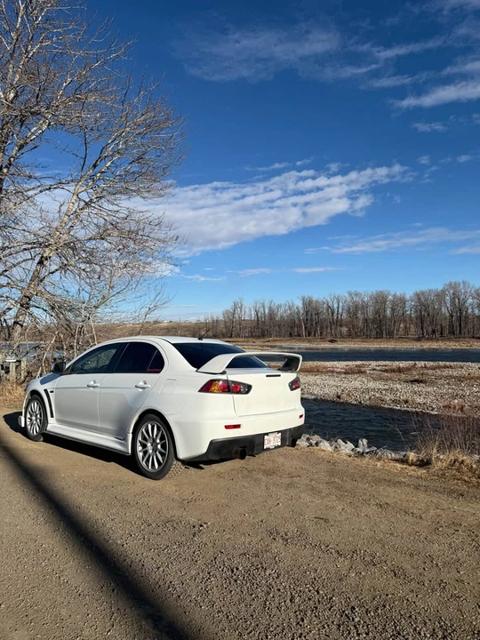 2013 Mitsubishi Lancer - Image 3 of 4
