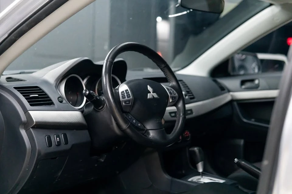 2013 Mitsubishi Lancer 10th Gen - Image 6 of 11