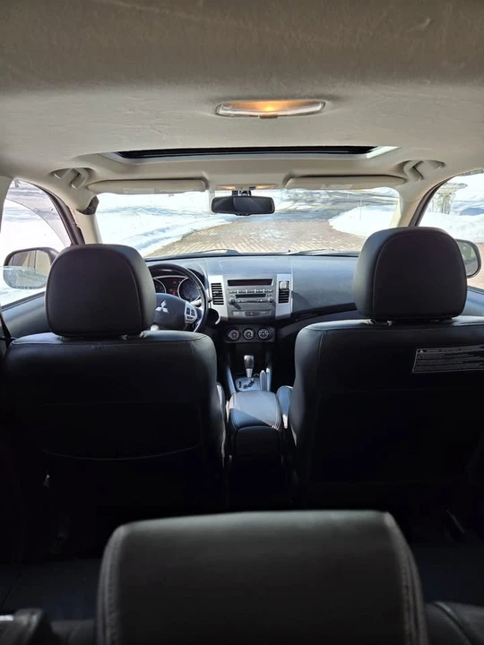 2013 Mitsubishi Outlander - Image 11 of 11
