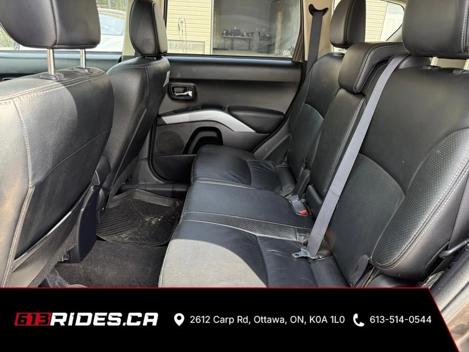 2013 Mitsubishi Outlander - Image 10 of 14
