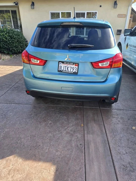 2013 Mitsubishi Outlander - Image 11 of 11