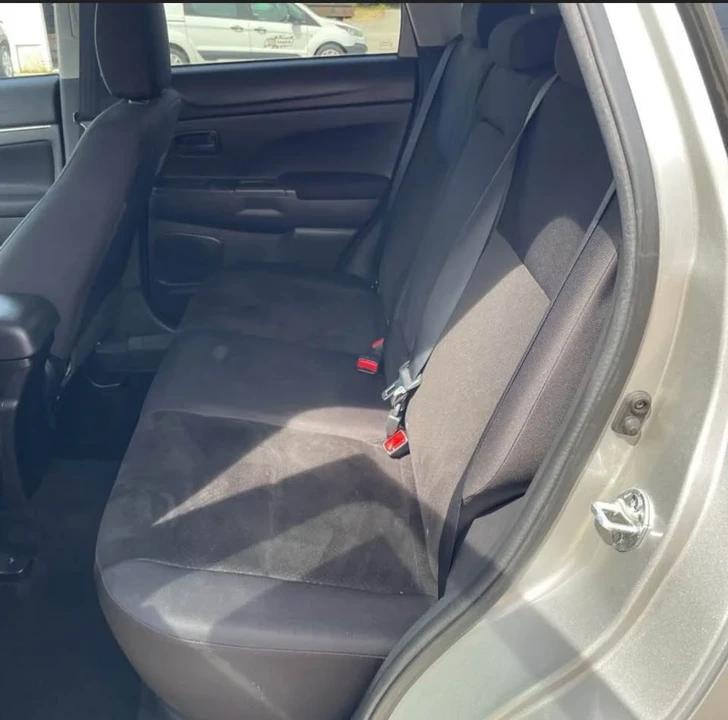2013 Mitsubishi Outlander - Image 5 of 20