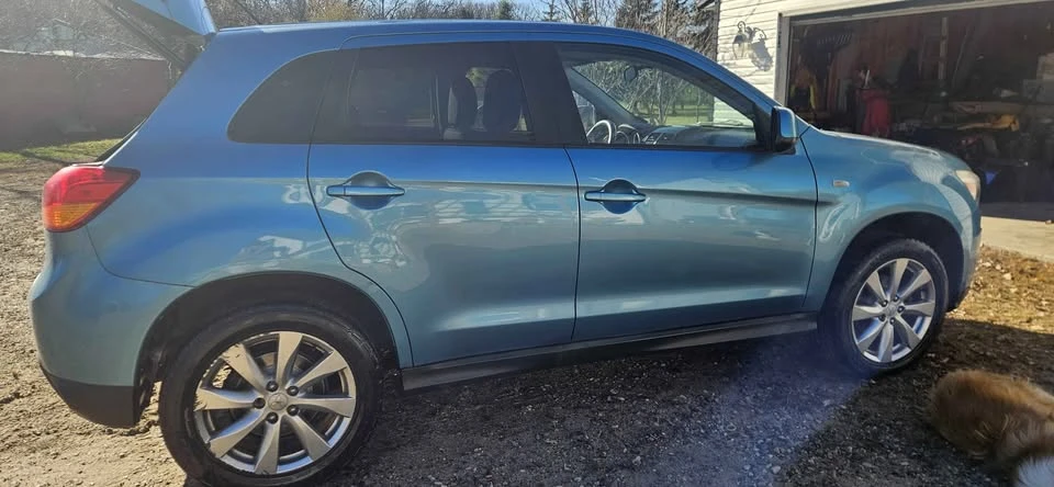 2013 Mitsubishi Outlander - Image 4 of 13