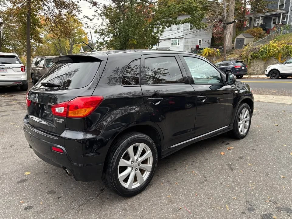 2013 Mitsubishi Outlander - Image 5 of 16