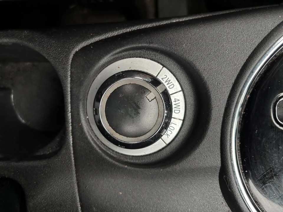 2013 Mitsubishi Outlander - Image 14 of 16