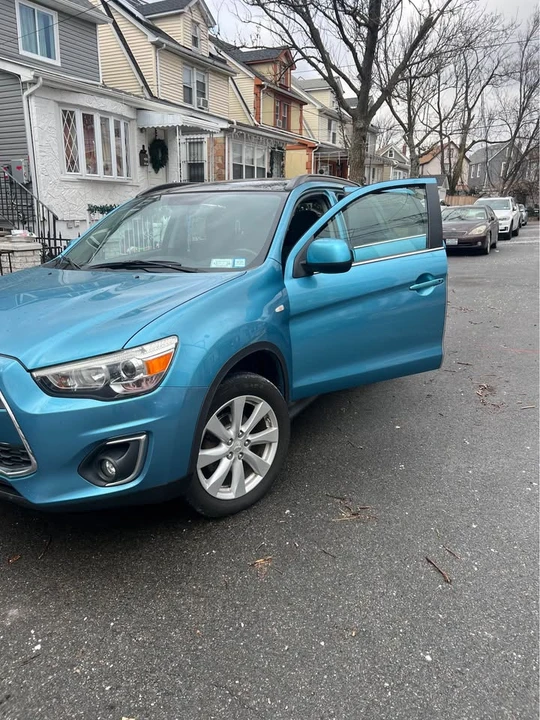 2013 Mitsubishi Outlander - Image 7 of 11